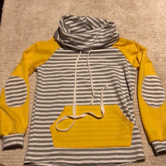 Sweater - Picture 2 of 2